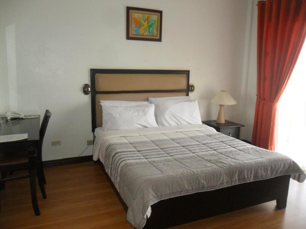 Tagaytay Econo Hotel Tagaytay City Phòng bức ảnh