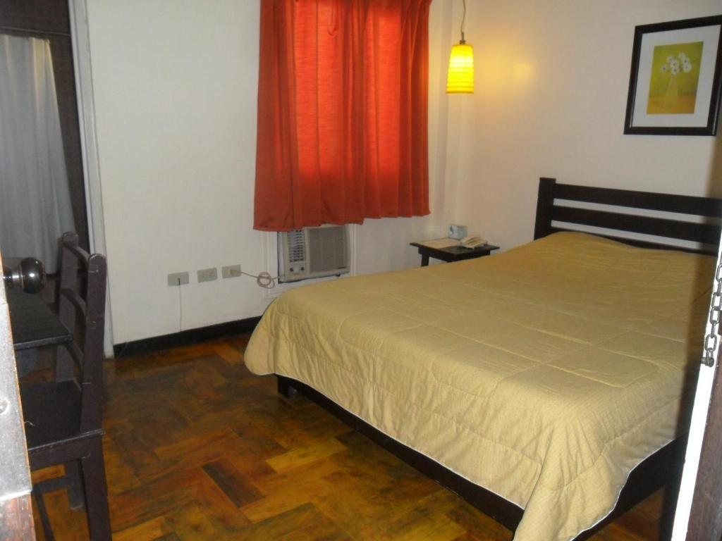 Tagaytay Econo Hotel Tagaytay City Phòng bức ảnh