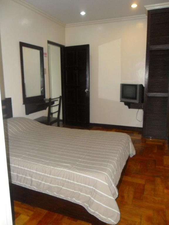 Tagaytay Econo Hotel Tagaytay City Phòng bức ảnh