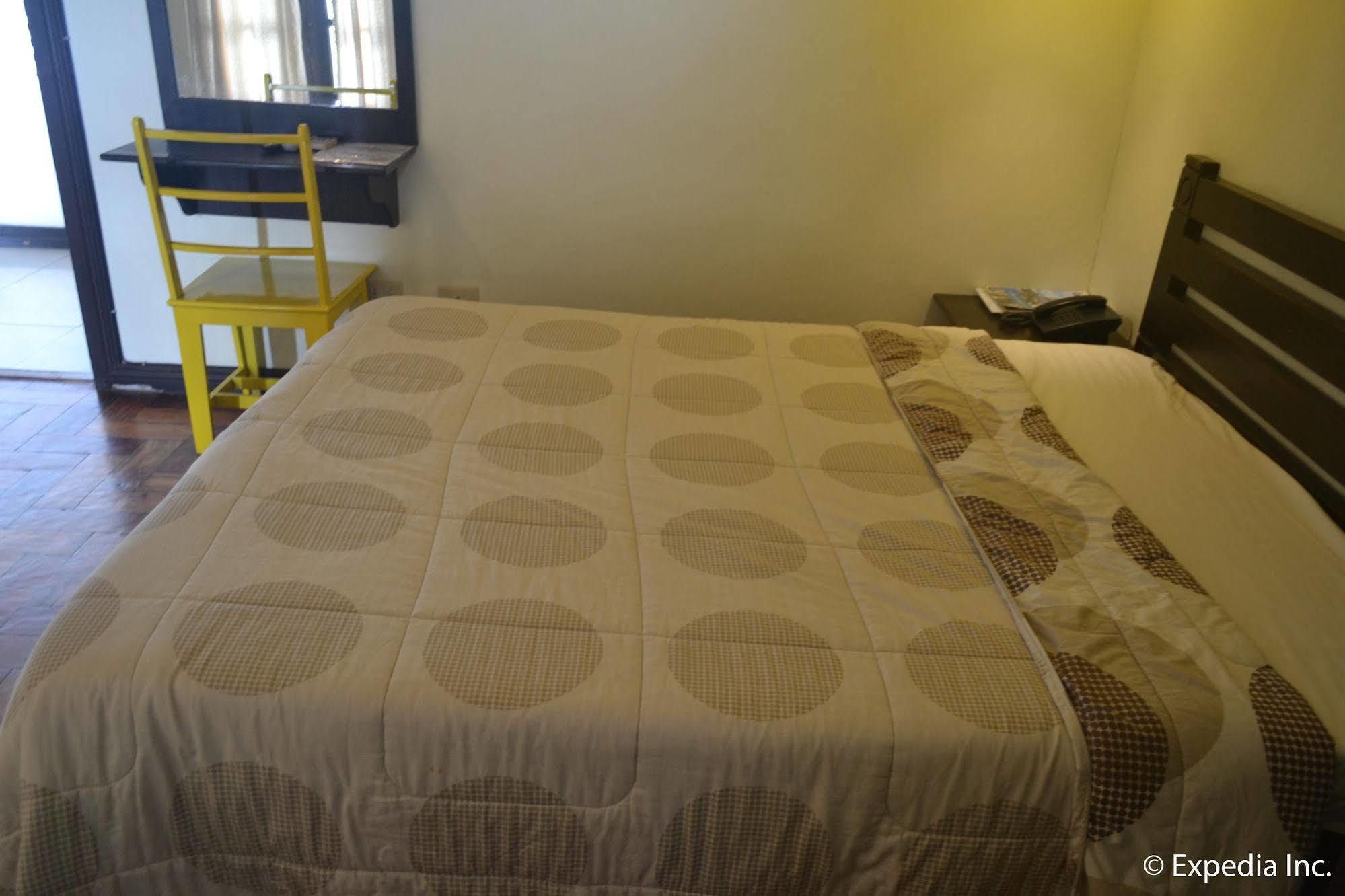 Tagaytay Econo Hotel Tagaytay City Ngoại thất bức ảnh