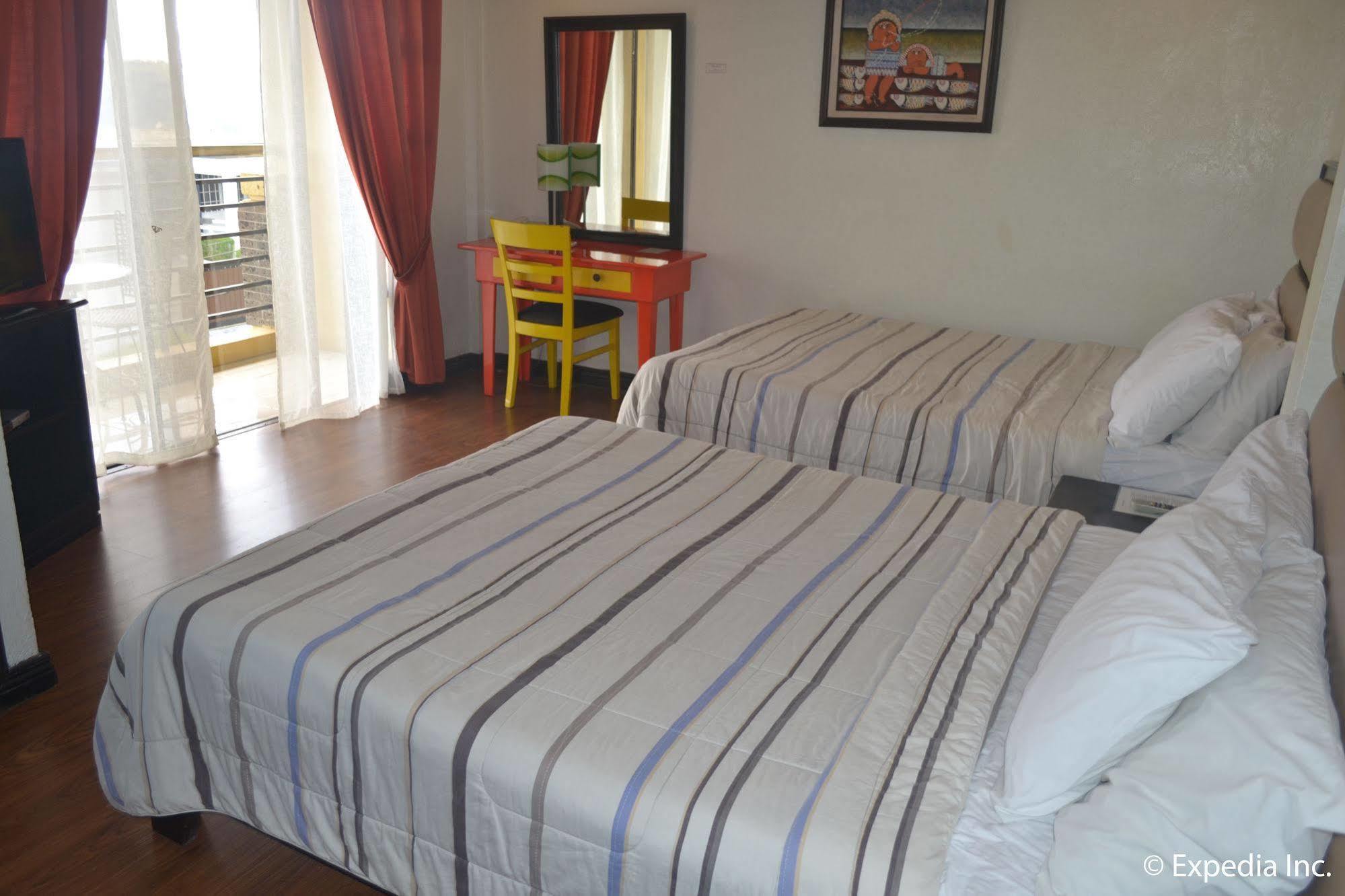 Tagaytay Econo Hotel Tagaytay City Ngoại thất bức ảnh