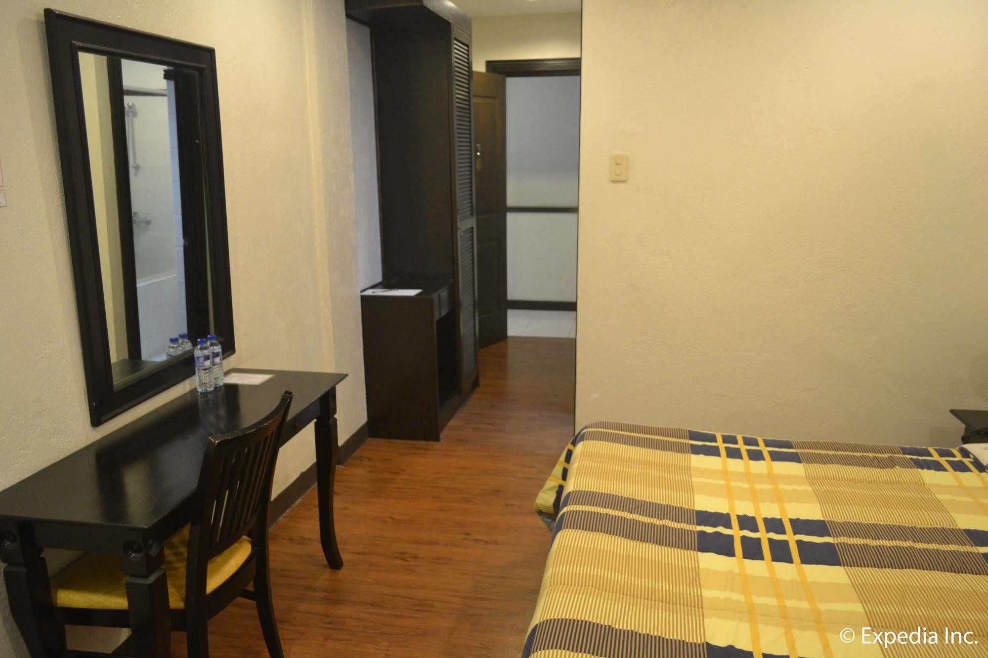 Tagaytay Econo Hotel Tagaytay City Ngoại thất bức ảnh