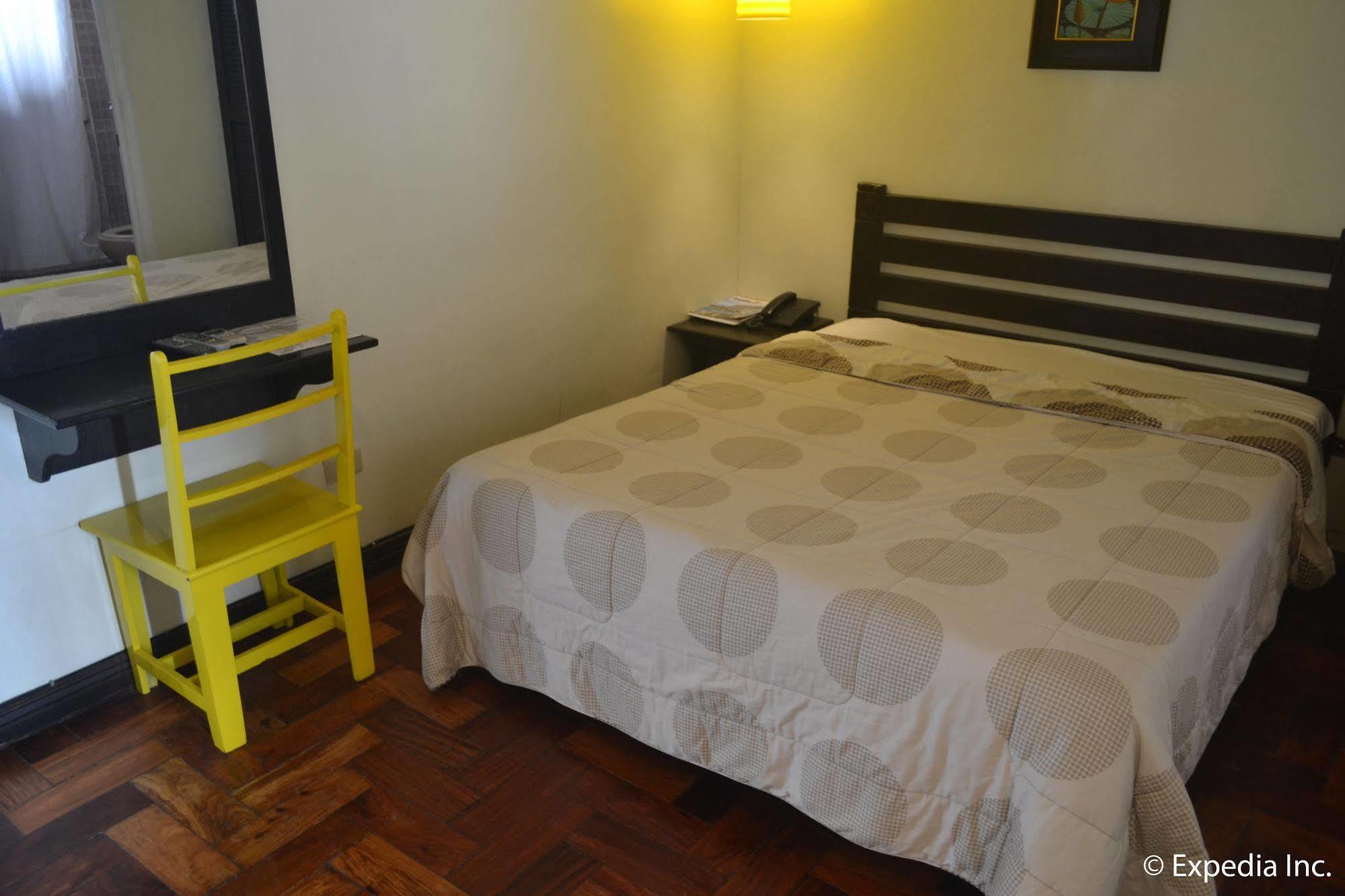 Tagaytay Econo Hotel Tagaytay City Ngoại thất bức ảnh